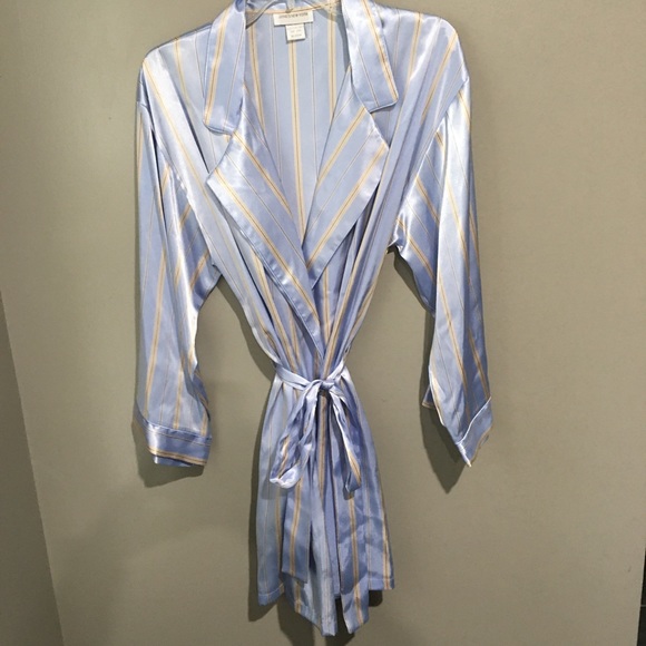 Jones New York Other - Jones New York pajamas and robe